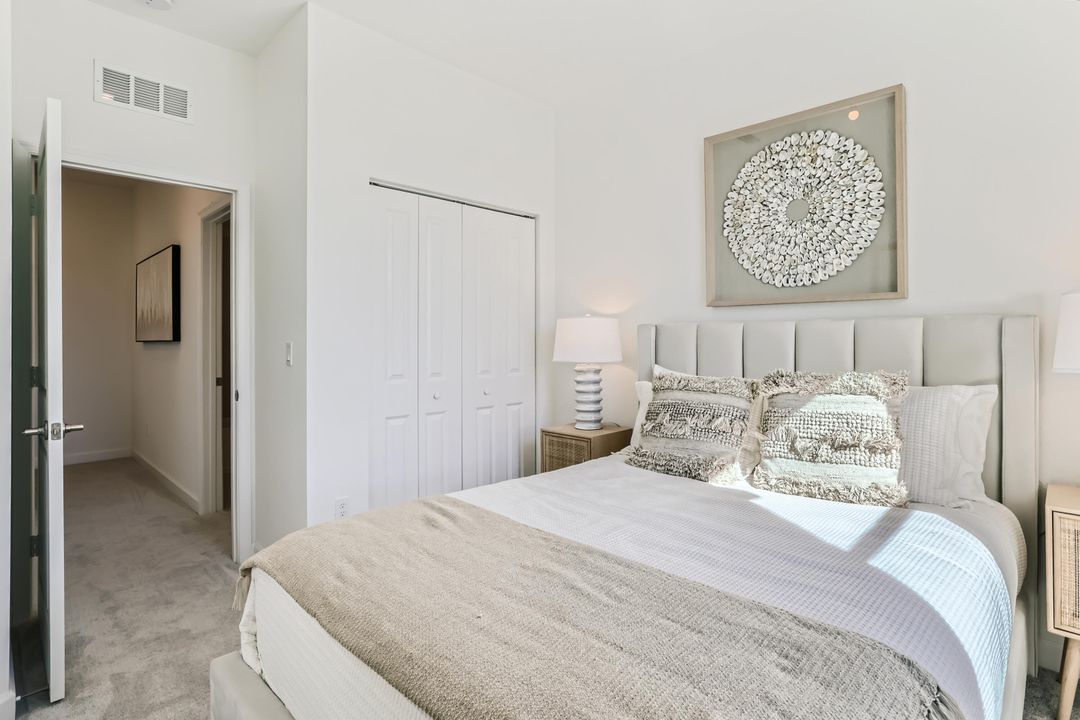 For Sale: $334,500 (3 beds, 2 baths, 1632 Square Feet)