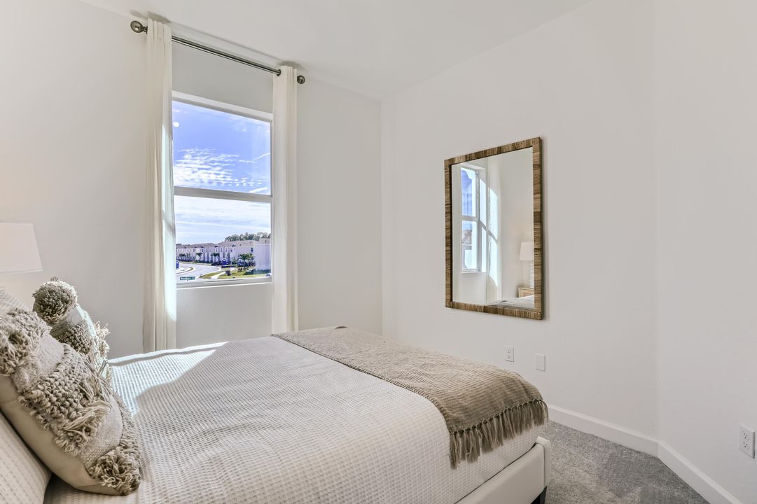 For Sale: $334,500 (3 beds, 2 baths, 1632 Square Feet)