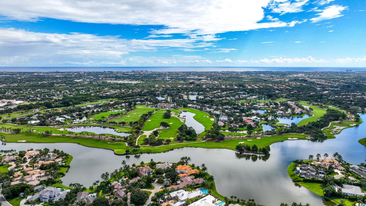 For Sale: $1,250,000 (3 beds, 2 baths, 1872 Square Feet)