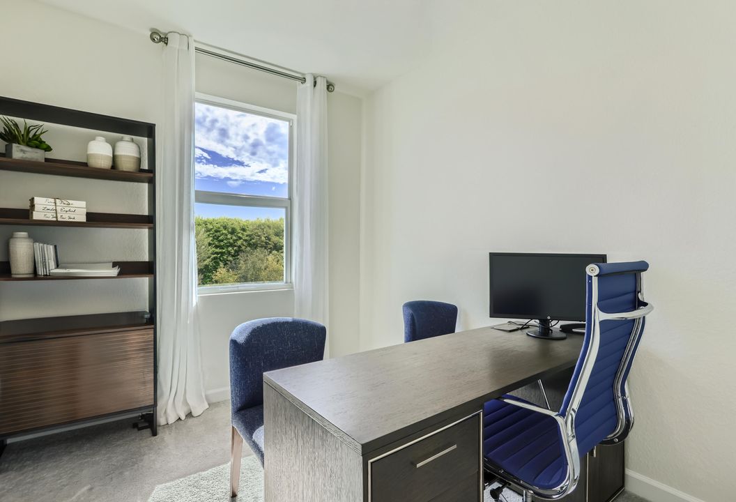 На продажу: $393,500 (3 спален, 2 ванн, 1821 Квадратных фут)