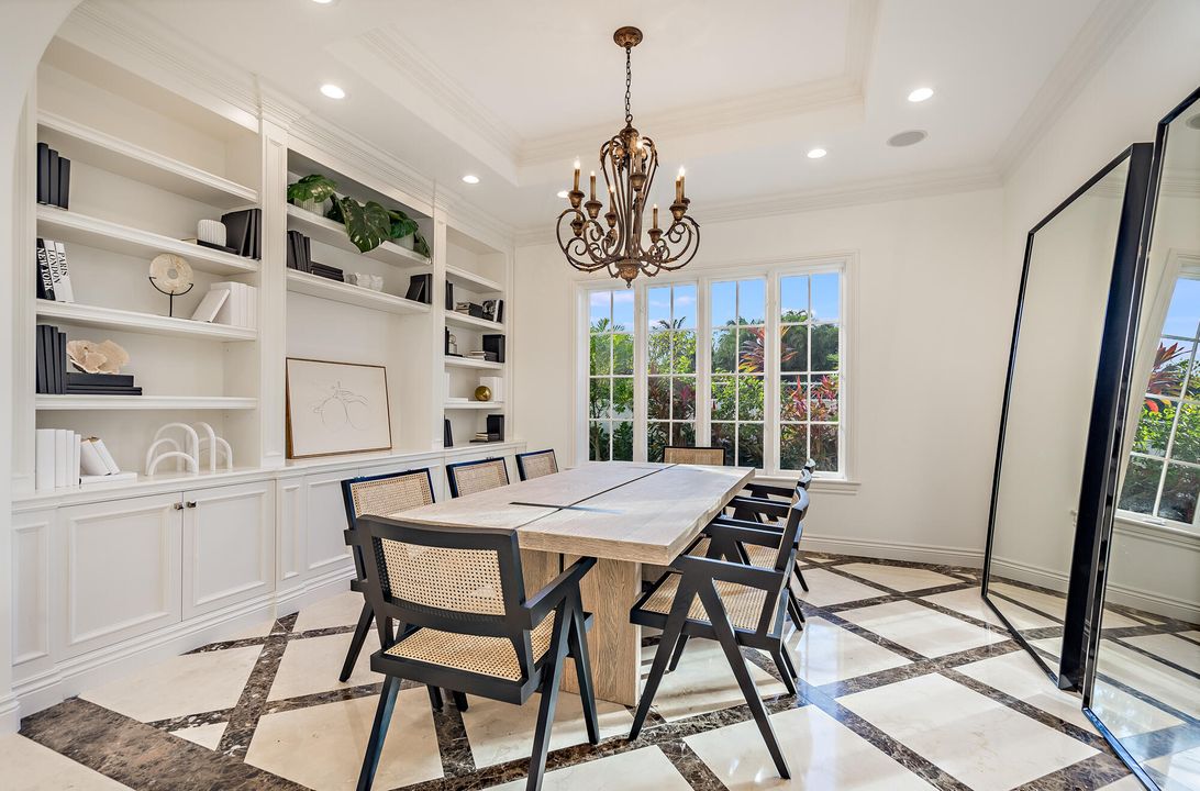 For Rent: $75,000 (5 beds, 6 baths, 4239 Square Feet)