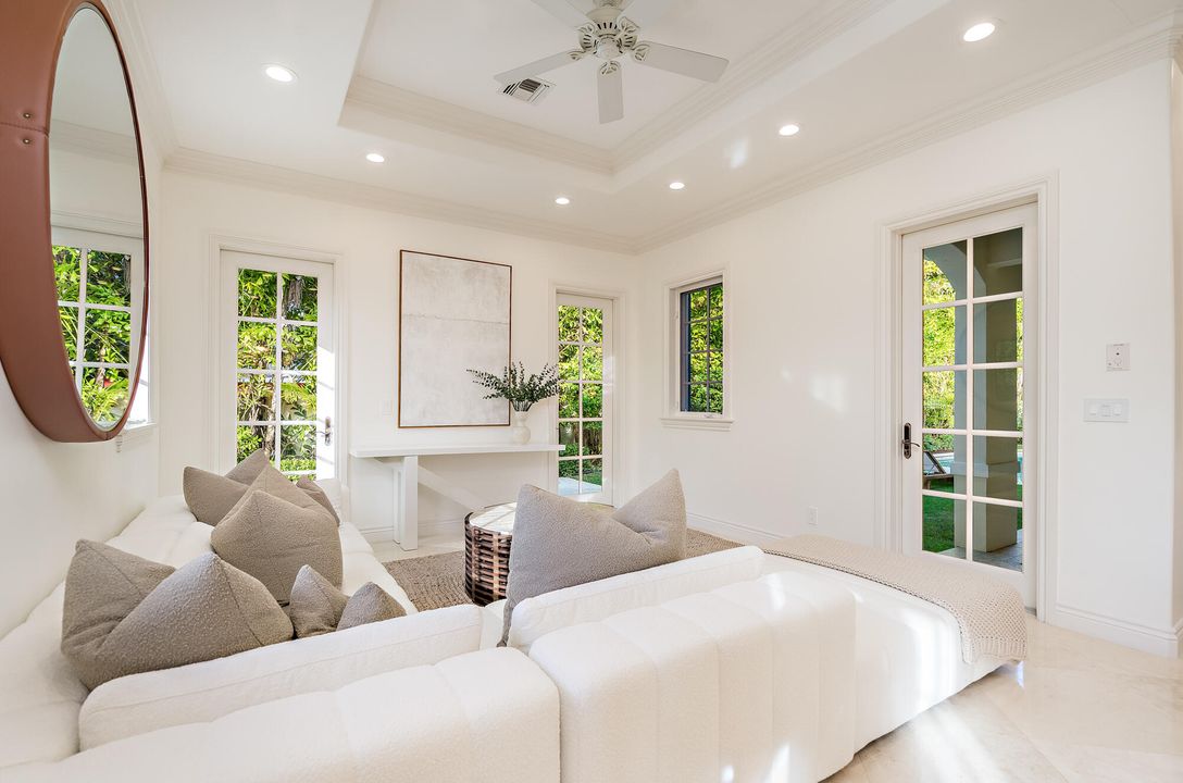 For Rent: $75,000 (5 beds, 6 baths, 4239 Square Feet)