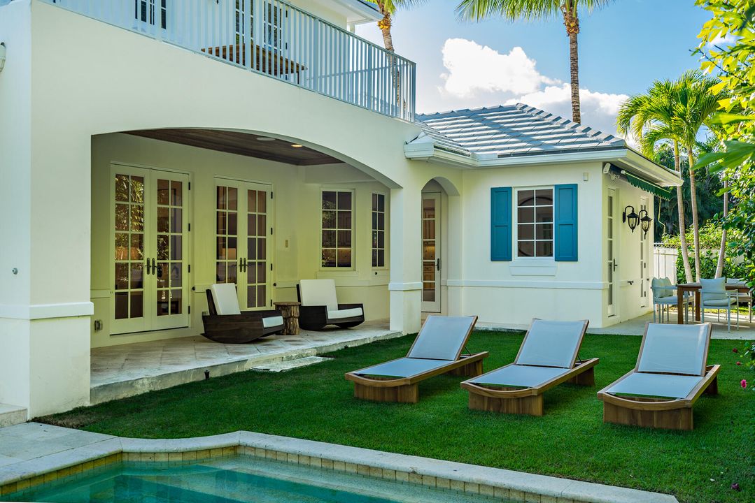 For Rent: $75,000 (5 beds, 6 baths, 4239 Square Feet)