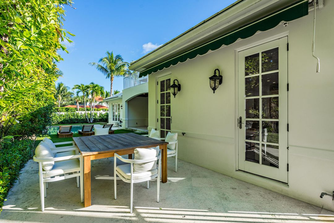 For Rent: $75,000 (5 beds, 6 baths, 4239 Square Feet)