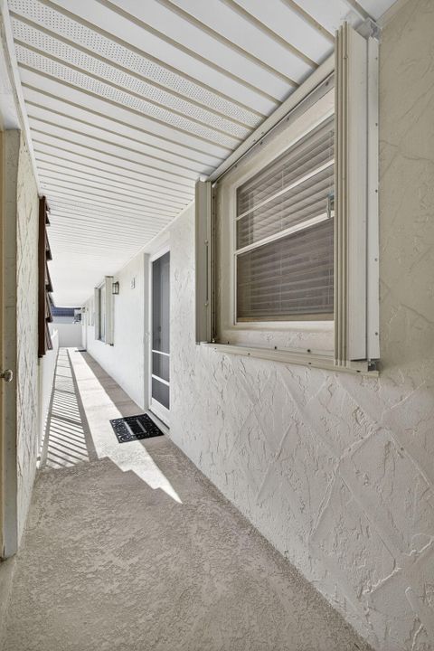 出租: $1,800 (2 贝兹, 2 浴室, 1048 平方英尺)