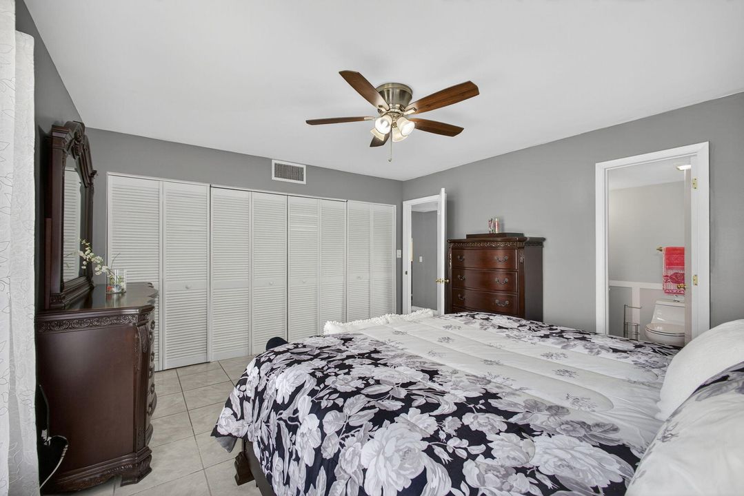 出租: $1,800 (2 贝兹, 2 浴室, 1048 平方英尺)