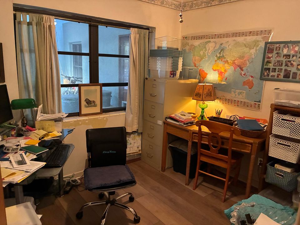 待售: $734,900 (4 贝兹, 2 浴室, 1724 平方英尺)