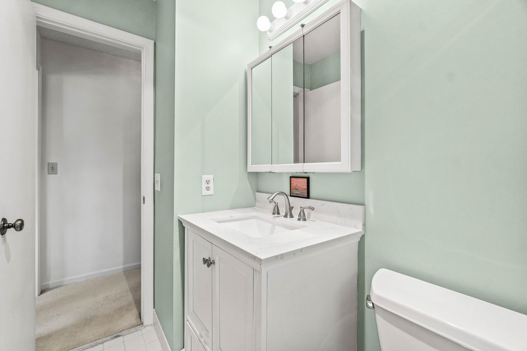 For Sale: $230,000 (2 beds, 2 baths, 1400 Square Feet)