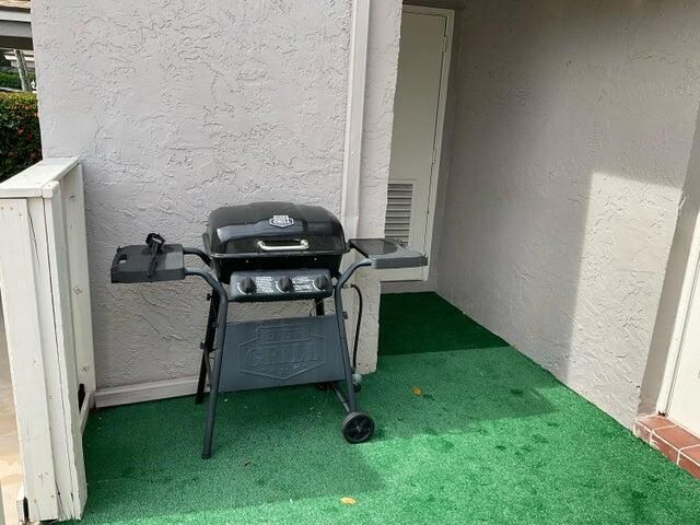 For Rent: $2,200 (2 beds, 2 baths, 1148 Square Feet)