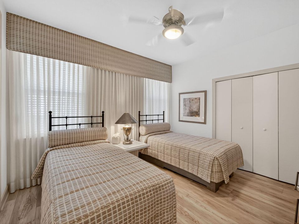 En Venta: $995,000 (3 camas, 3 baños, 3048 Pies cuadrados)