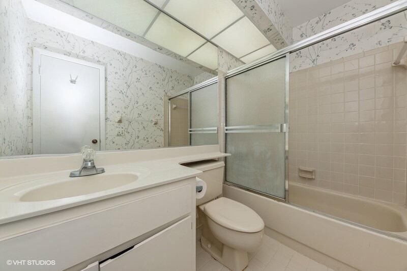 待售: $269,900 (3 贝兹, 2 浴室, 1676 平方英尺)