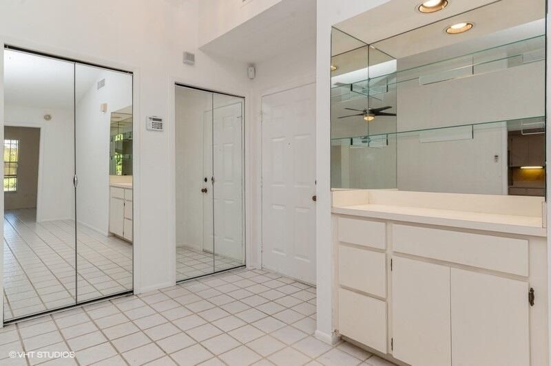 待售: $269,900 (3 贝兹, 2 浴室, 1676 平方英尺)