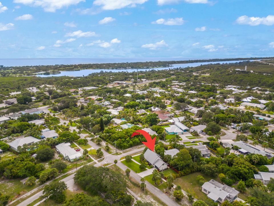 На продажу: $819,000 (3 спален, 2 ванн, 1817 Квадратных фут)