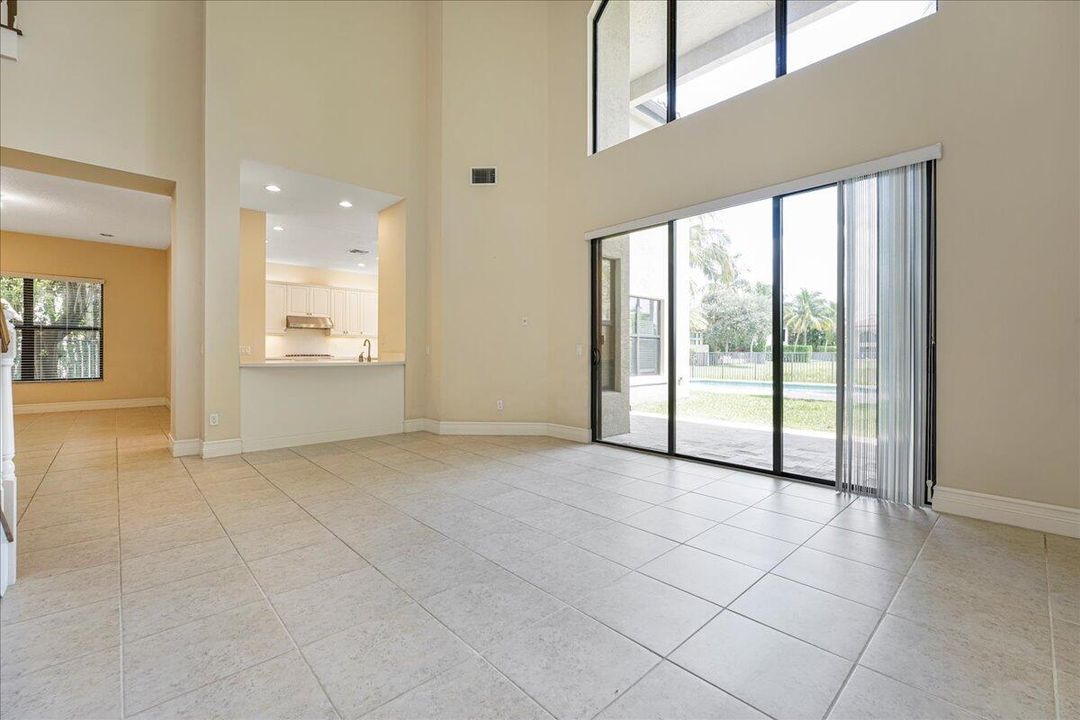 For Rent: $9,600 (4 beds, 4 baths, 3537 Square Feet)