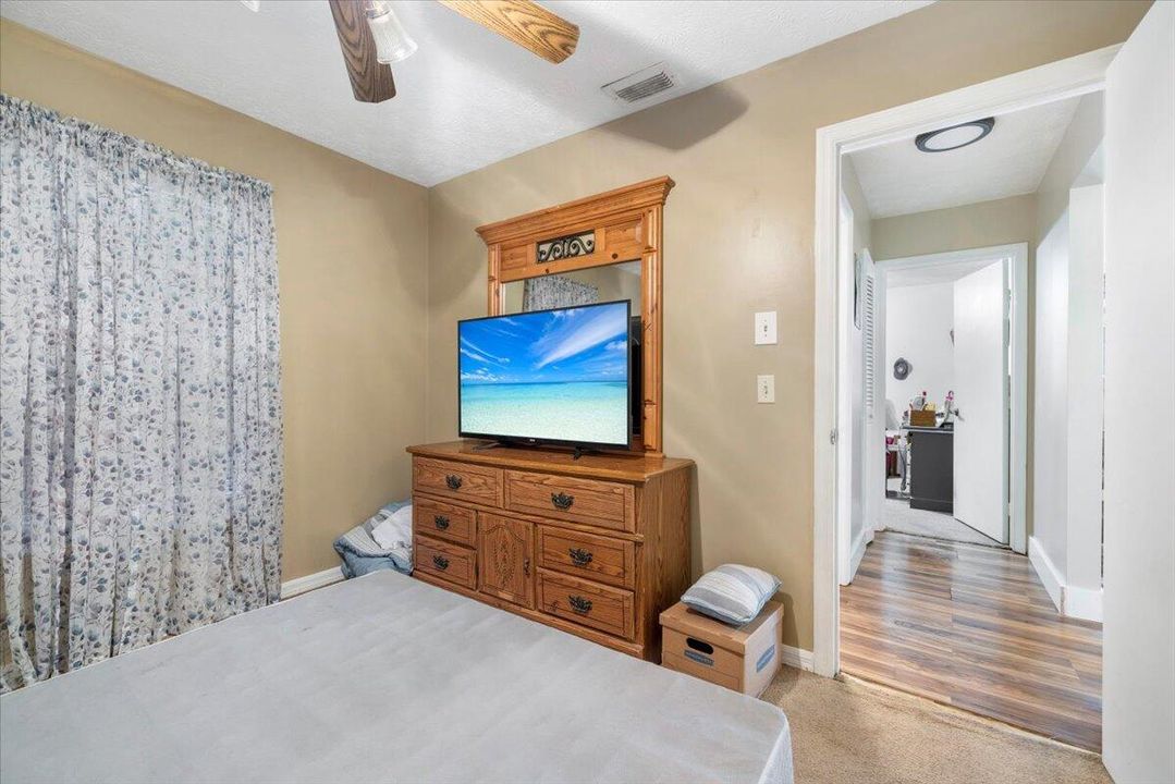 待售: $325,000 (3 贝兹, 2 浴室, 1522 平方英尺)