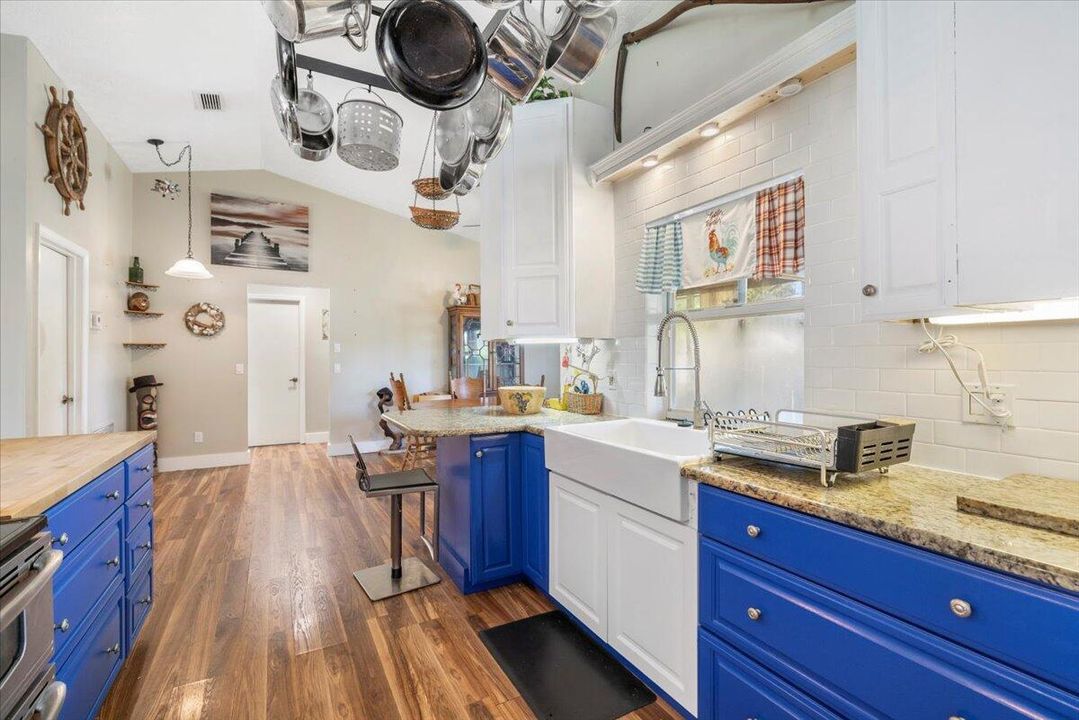 待售: $325,000 (3 贝兹, 2 浴室, 1522 平方英尺)