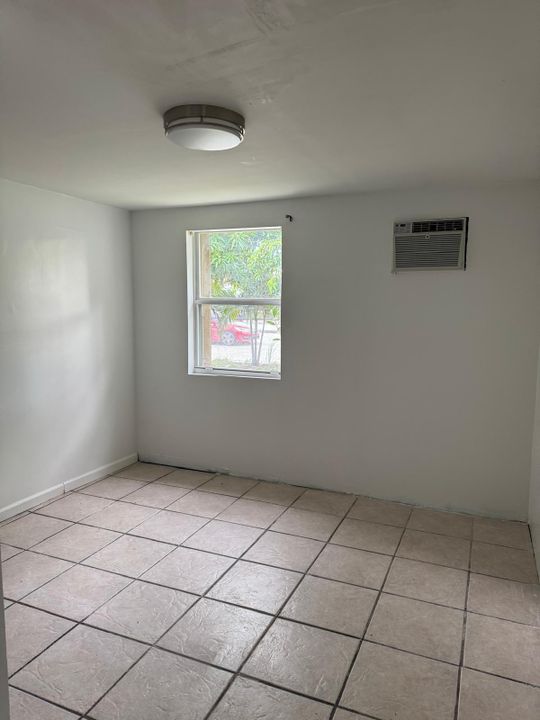 Active With Contract: $475,000 (0 beds, 0 baths, 1426 Square Feet)