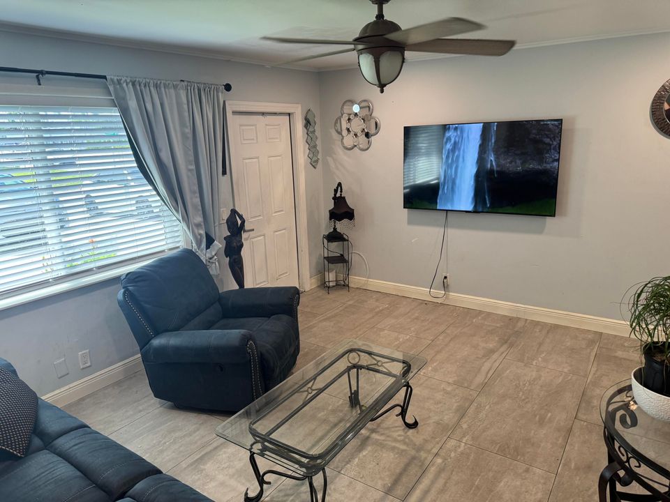 Active With Contract: $475,000 (0 beds, 0 baths, 1426 Square Feet)