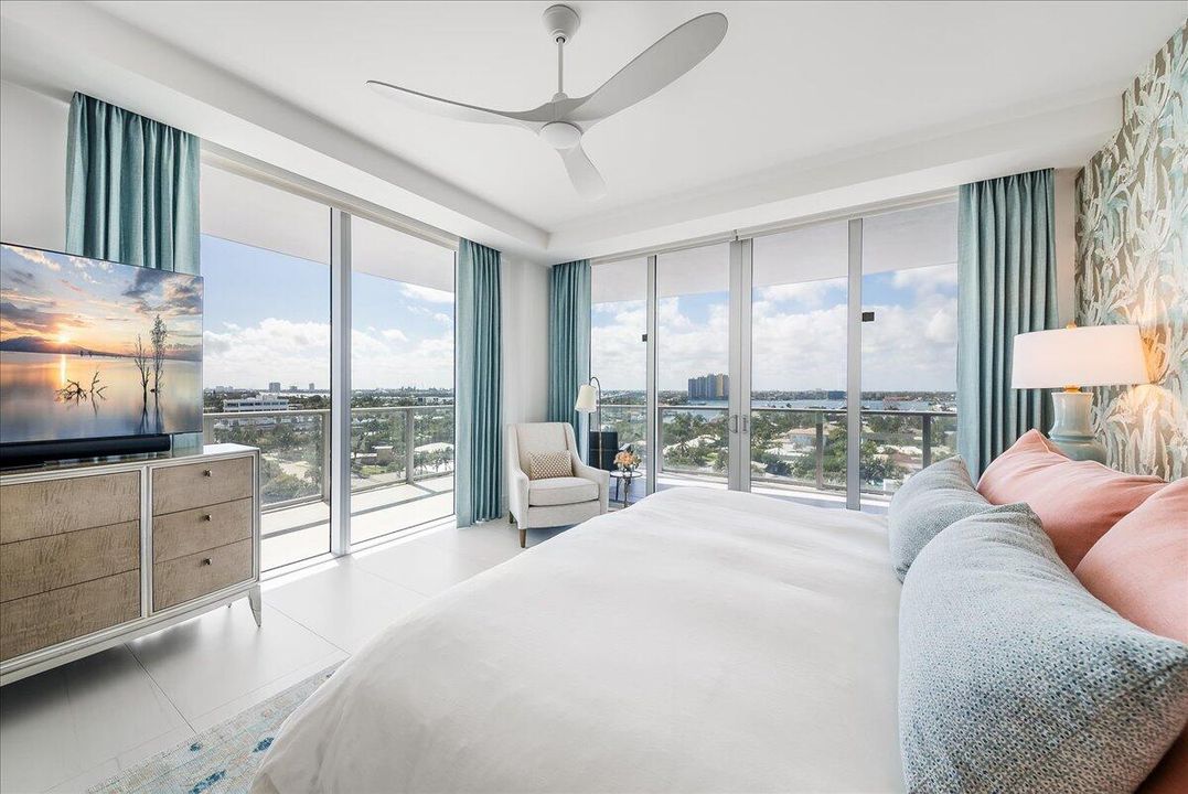 For Sale: $3,495,000 (2 beds, 2 baths, 2525 Square Feet)