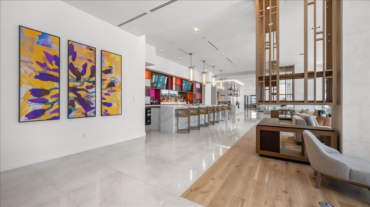 For Sale: $3,495,000 (2 beds, 2 baths, 2525 Square Feet)