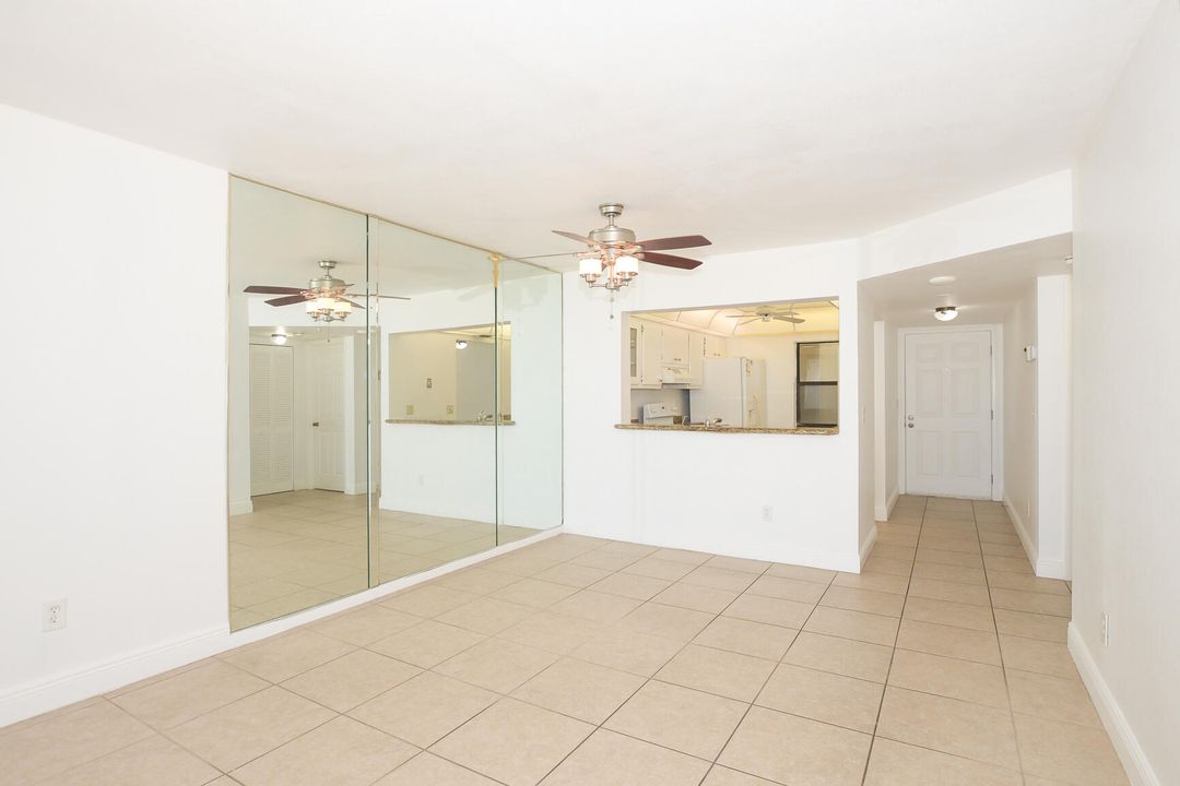 На продажу: $335,000 (2 спален, 2 ванн, 1053 Квадратных фут)