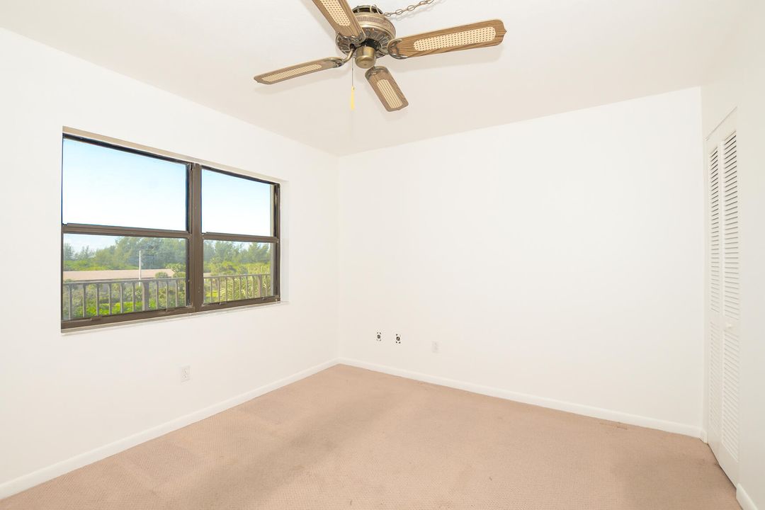 На продажу: $335,000 (2 спален, 2 ванн, 1053 Квадратных фут)