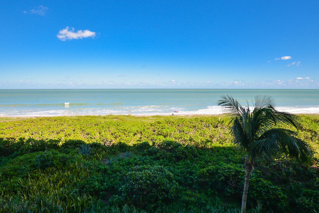 На продажу: $335,000 (2 спален, 2 ванн, 1053 Квадратных фут)