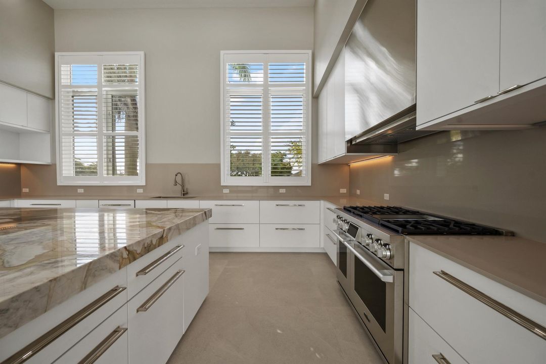 For Sale: $9,750,000 (4 beds, 5 baths, 5241 Square Feet)