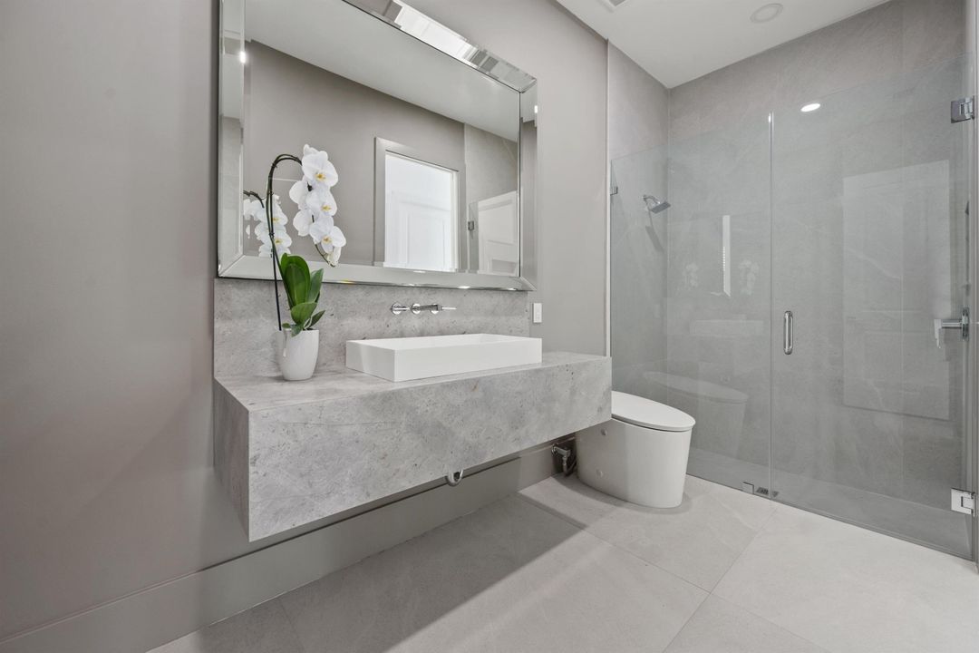 For Sale: $9,750,000 (4 beds, 5 baths, 5241 Square Feet)