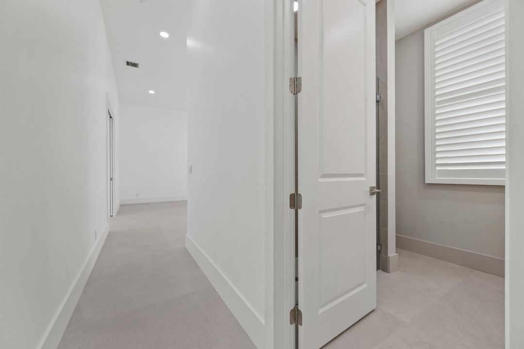 For Sale: $9,750,000 (4 beds, 5 baths, 5241 Square Feet)