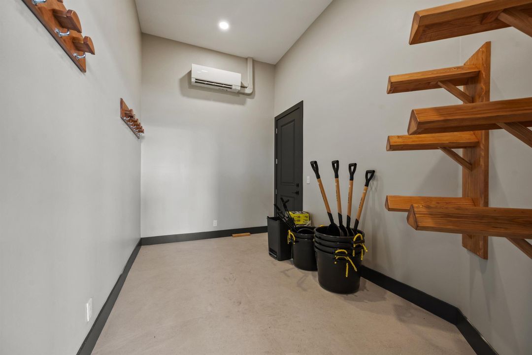 For Sale: $9,750,000 (4 beds, 5 baths, 5241 Square Feet)