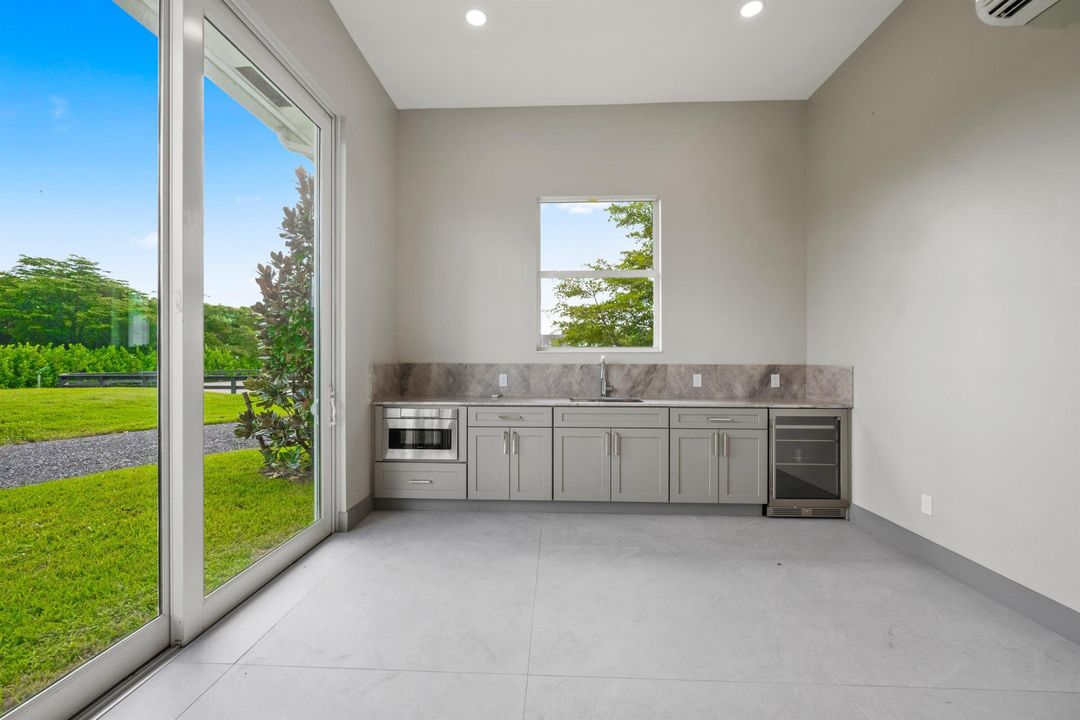 For Sale: $9,750,000 (4 beds, 5 baths, 5241 Square Feet)