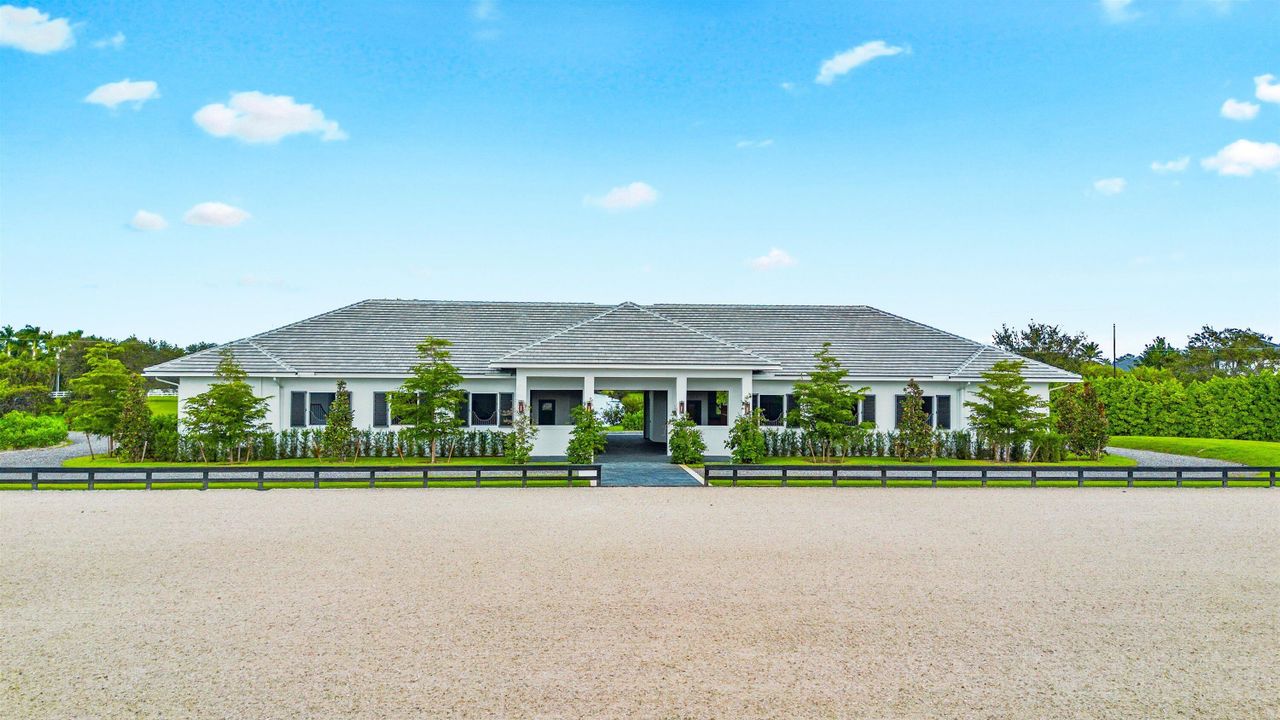 For Sale: $9,750,000 (4 beds, 5 baths, 5241 Square Feet)