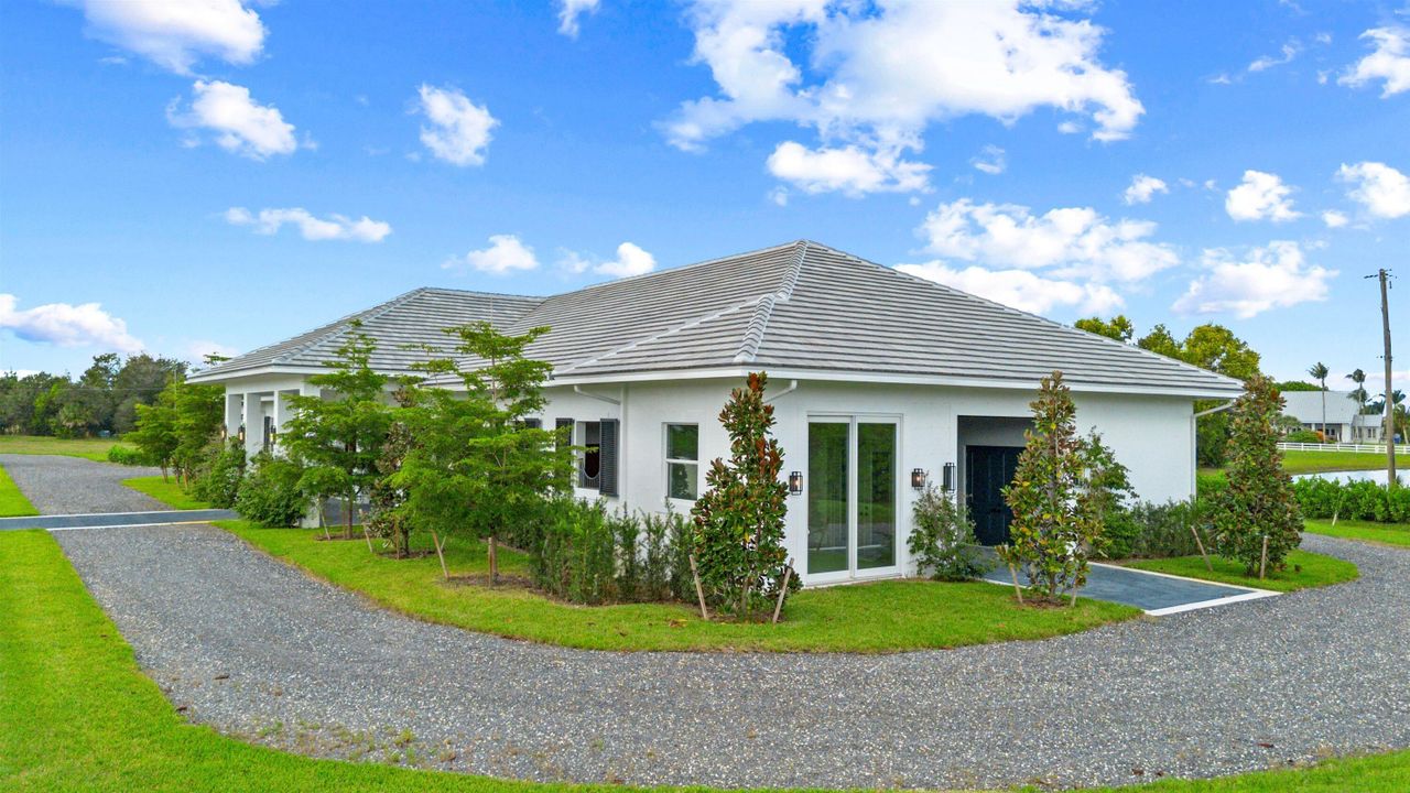 For Sale: $9,750,000 (4 beds, 5 baths, 5241 Square Feet)