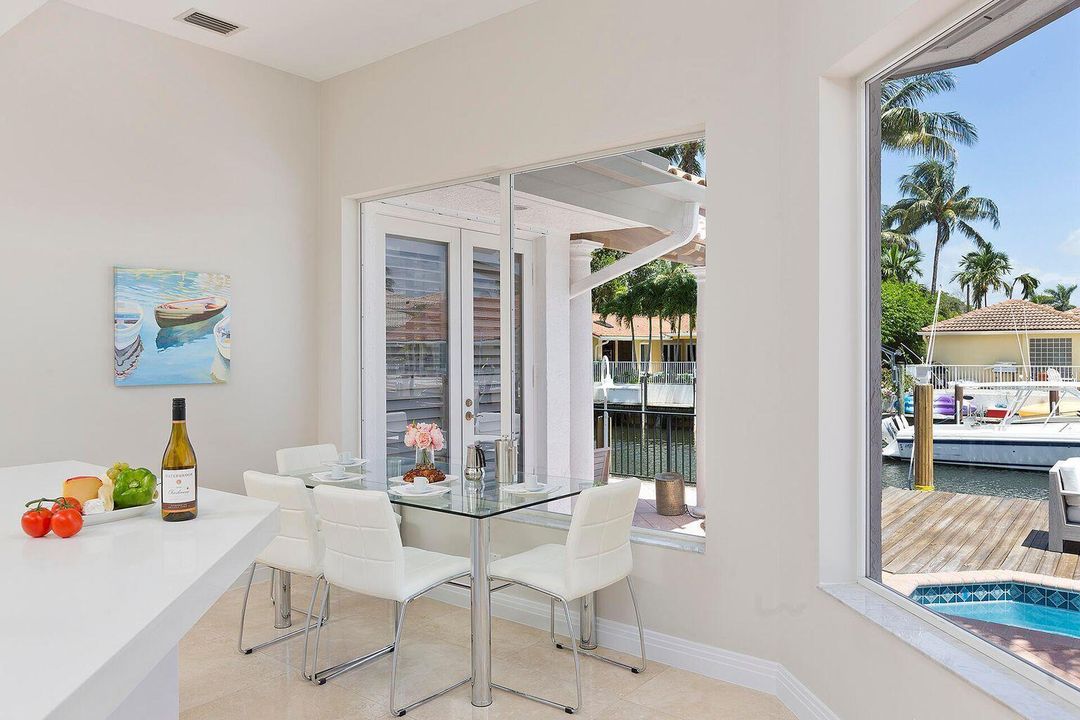 出租: $19,000 (3 贝兹, 2 浴室, 2798 平方英尺)