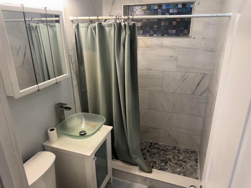 Active With Contract: $475,000 (0 beds, 0 baths, 1426 Square Feet)