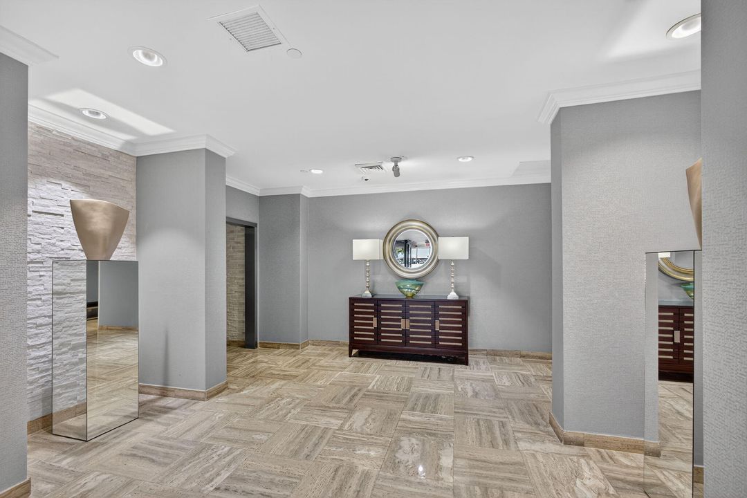 For Sale: $899,000 (2 beds, 2 baths, 1715 Square Feet)