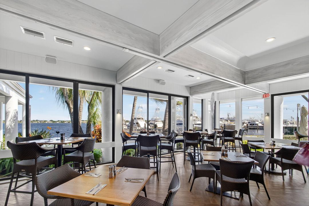 For Sale: $899,000 (2 beds, 2 baths, 1715 Square Feet)