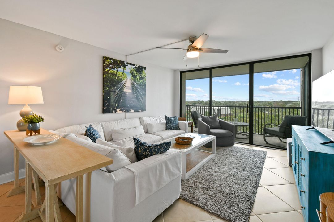 For Rent: $4,500 (2 beds, 2 baths, 1500 Square Feet)