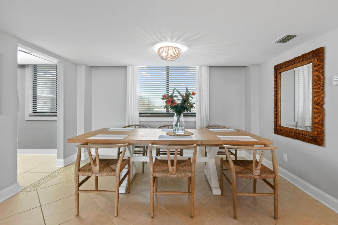 For Rent: $4,500 (2 beds, 2 baths, 1500 Square Feet)