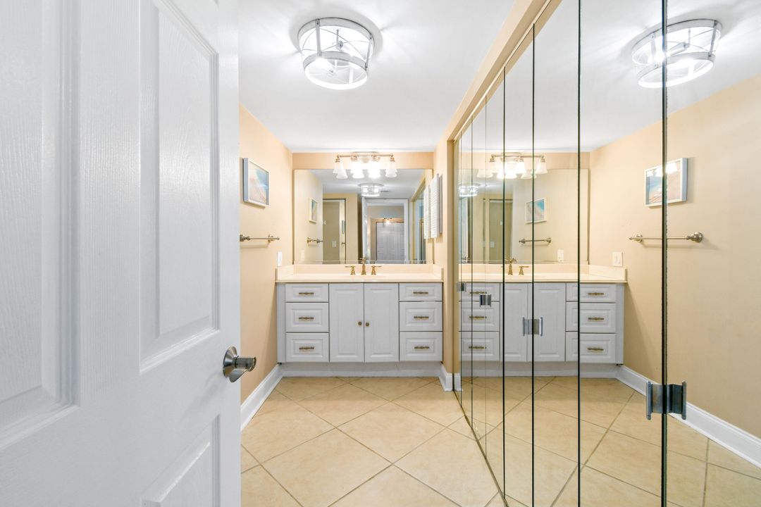 For Rent: $4,500 (2 beds, 2 baths, 1500 Square Feet)