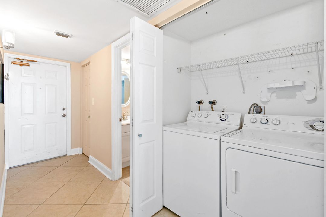 For Rent: $4,500 (2 beds, 2 baths, 1500 Square Feet)