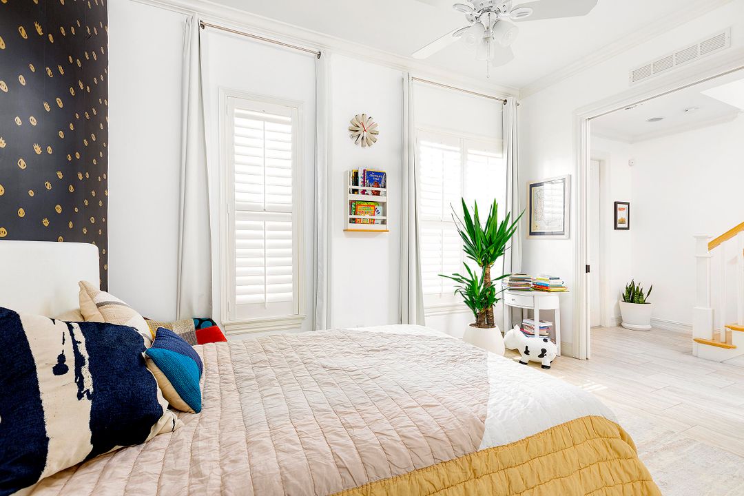 Active With Contract: $1,495,000 (3 beds, 3 baths, 2126 Square Feet)