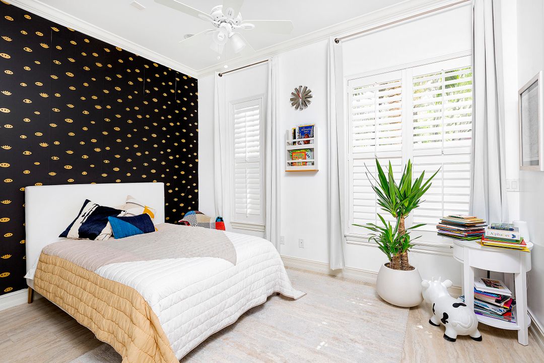 Active With Contract: $1,495,000 (3 beds, 3 baths, 2126 Square Feet)