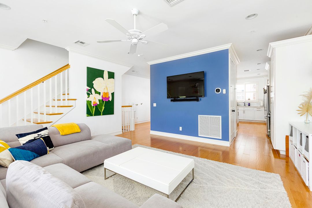 Active With Contract: $1,495,000 (3 beds, 3 baths, 2126 Square Feet)