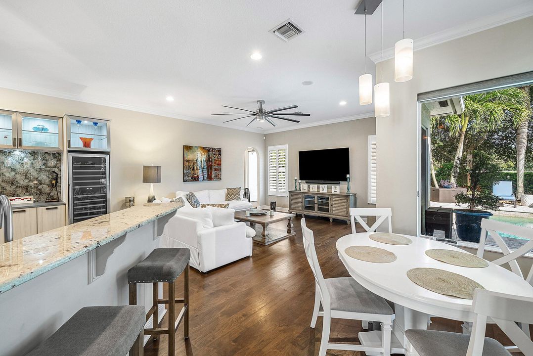 For Sale: $1,625,000 (4 beds, 3 baths, 3368 Square Feet)