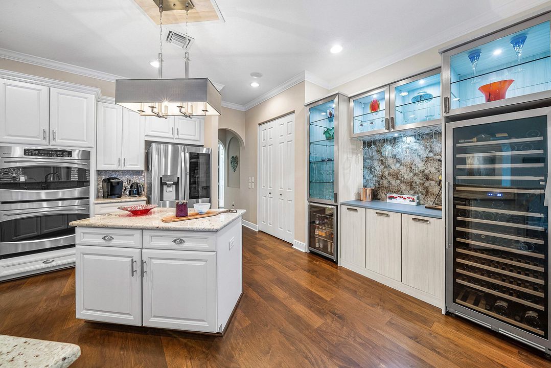 For Sale: $1,625,000 (4 beds, 3 baths, 3368 Square Feet)