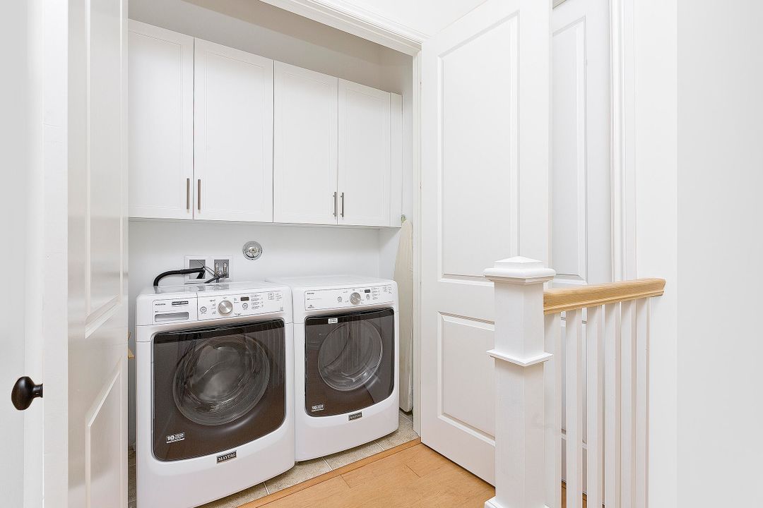 Active With Contract: $1,495,000 (3 beds, 3 baths, 2126 Square Feet)