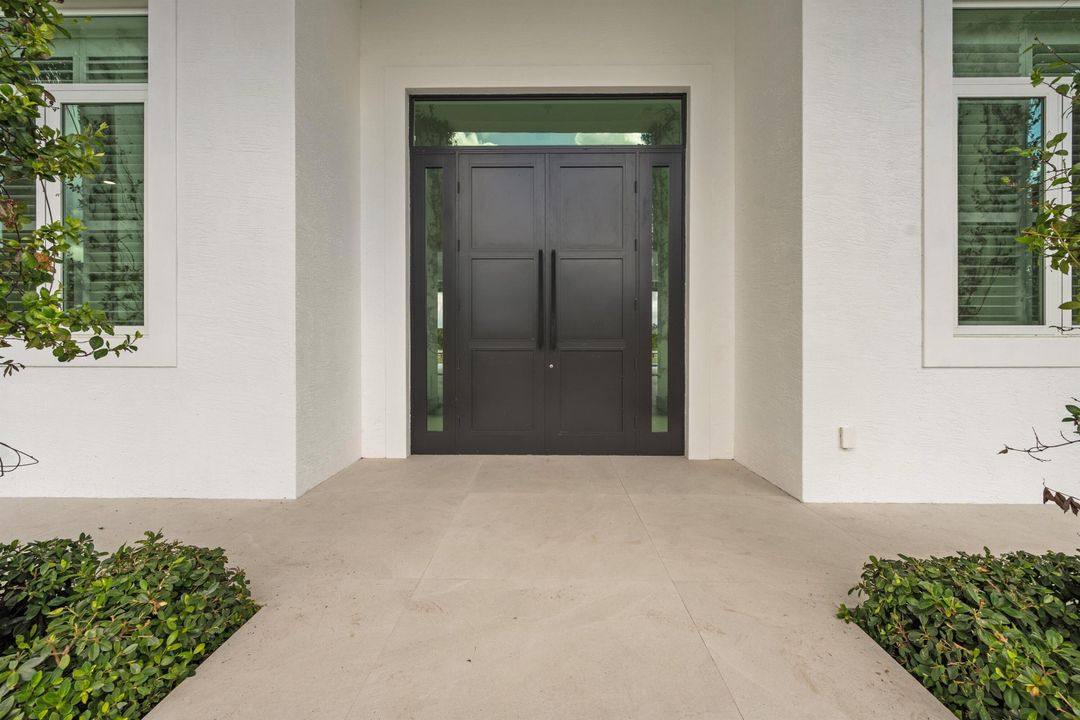 For Sale: $14,950,000 (4 beds, 5 baths, 5241 Square Feet)