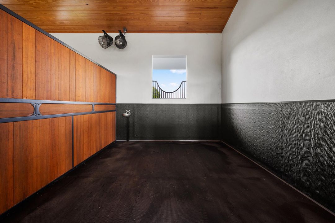 For Sale: $14,950,000 (4 beds, 5 baths, 5241 Square Feet)